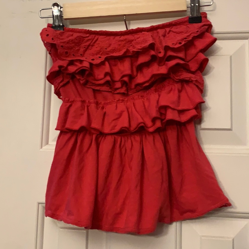 😍 Gilly Hicks Sydney listing as juniors S strapless top